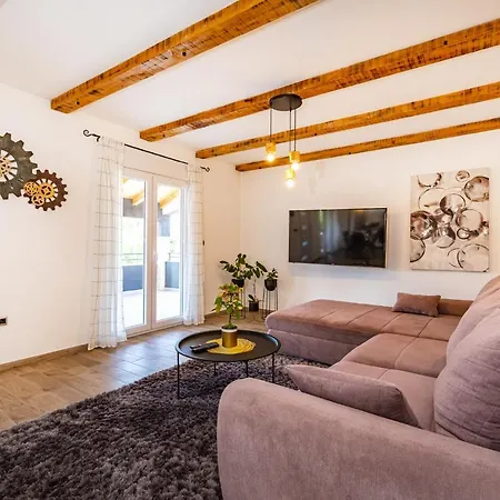 Апартаменты Miss *